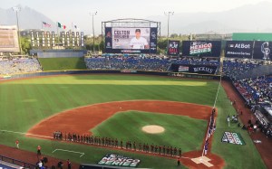 The Arizona Diamondbacks and the Colorado Rockies lined up before playing one of two spring training games in Monterrey, Mexico. © Daniel Gonzalez/The Republic