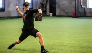 Rangers trade for 98 MPH pitcher from Pirates after Rule 5 Draft pick image