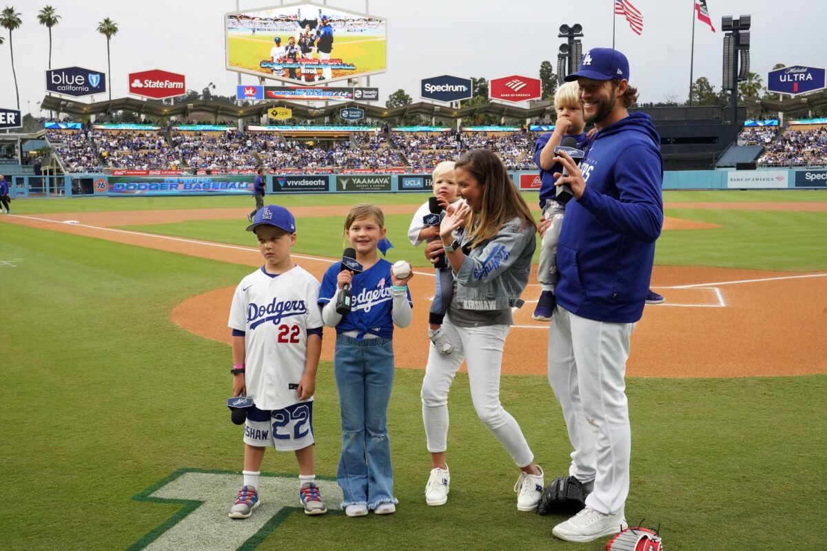Dodgers' Clayton Kershaw, Wife Ellen Announce Birth of Fifth Child