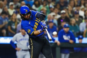 Eugenio Suárez enters free agency as one of the top bats on the market.