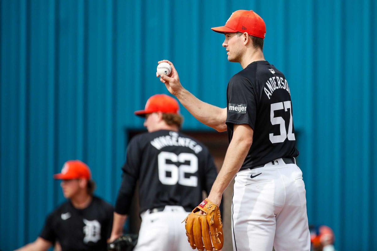 Tigers sign pitcher Drew Anderson from KBO on one-year deal: Sources