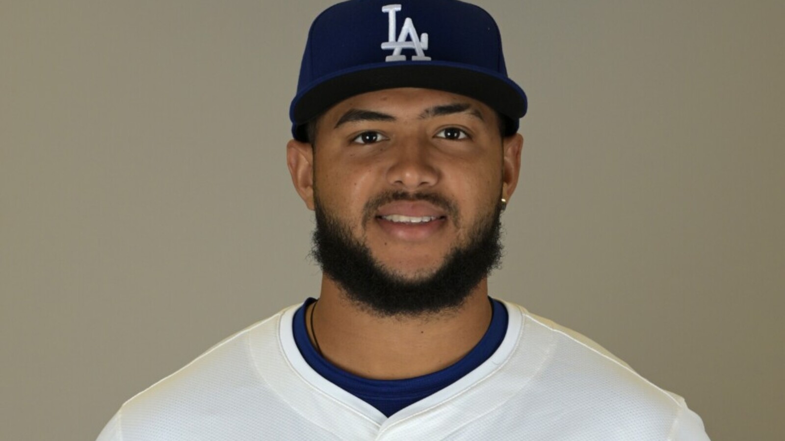 Dodgers Re-Sign Carlos Duran To Minor League Contract