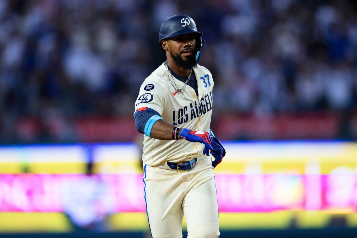 Teoscar Hernandez Upheld as 'Great Fit' For Dodgers, Despite Trade Buzz