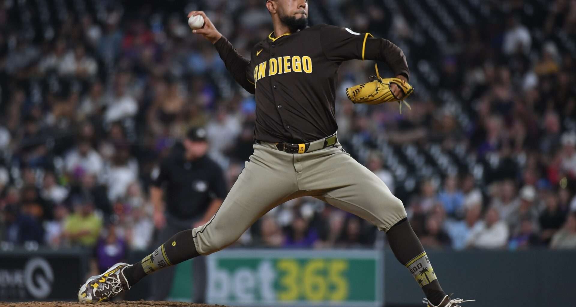 Robert Suarez Leaves Padres, Predicted To Join San Francisco Giants