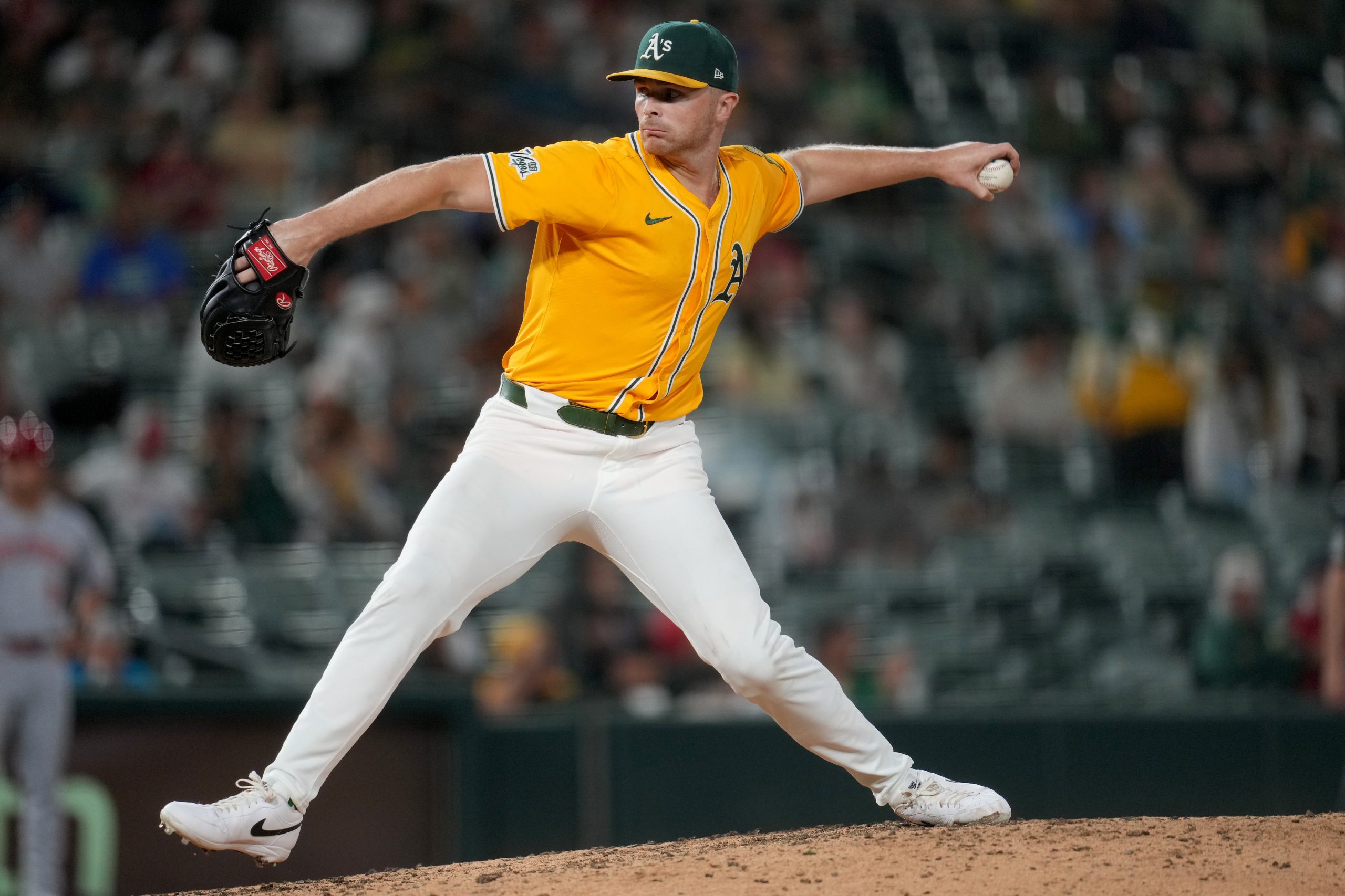 Newest Chicago White Sox signing “will at least get the chance to start”