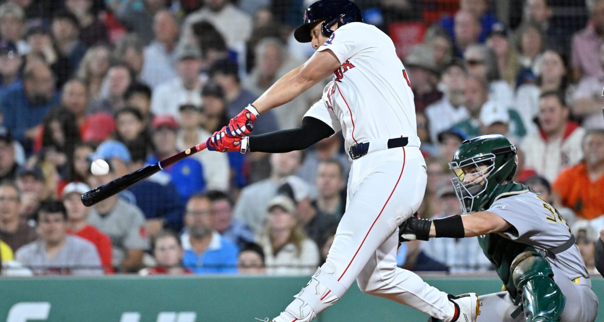 Mariners Sign Veteran Utility Man to One-Year Deal