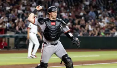 Mariners trying to sign catcher formerly with Cardinals, Rangers, Giants image