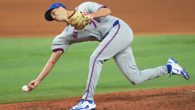 Mariners urged to take a closer look at this reliever with a funky arm slot image