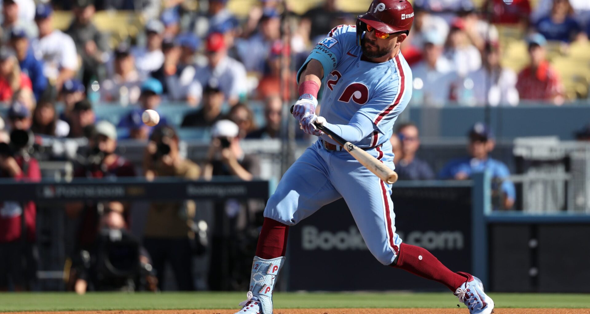 Phillies' DH Flexibility Up in the Air with Schwarber's Free Agency