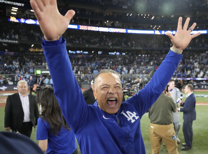 Dave Roberts responds to potential concern over MLB salary cap comments