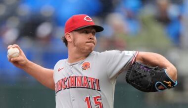 Emilio Pagán returns as the Reds make their first big move of the winter