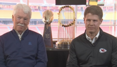 Royals congratulate Chiefs on move to Kansas