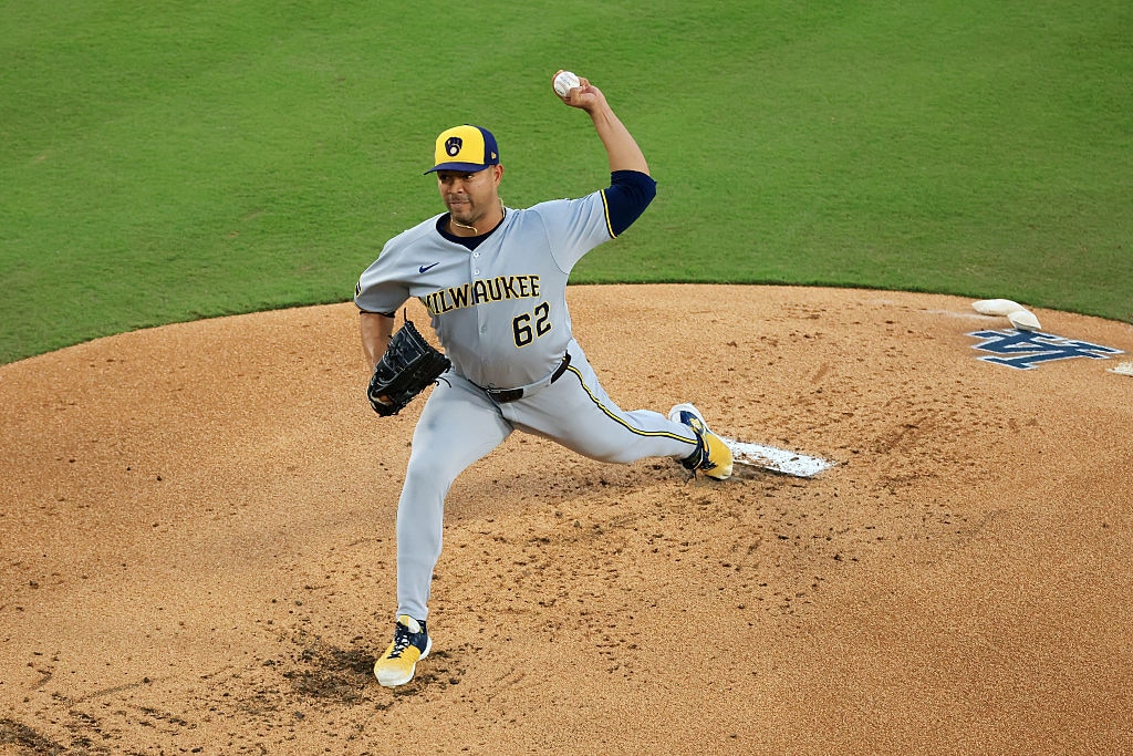 Jose Quintana pitches during the first inning of Game 4 of the National League Championship Series on Oct. 17.
