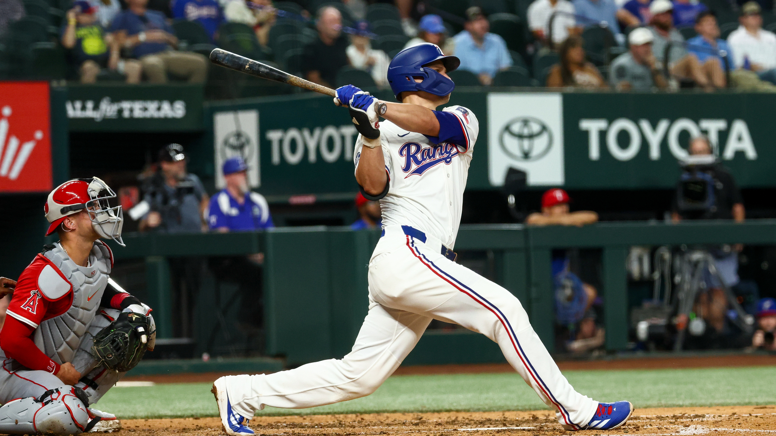 New York Yankees Have Checked In On Texas Rangers Shortstop Corey Seager