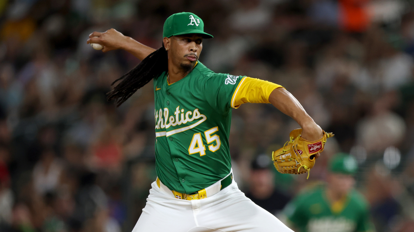 What do waiver claims Osvaldo Bido, Anthony Molina bring to the Braves?