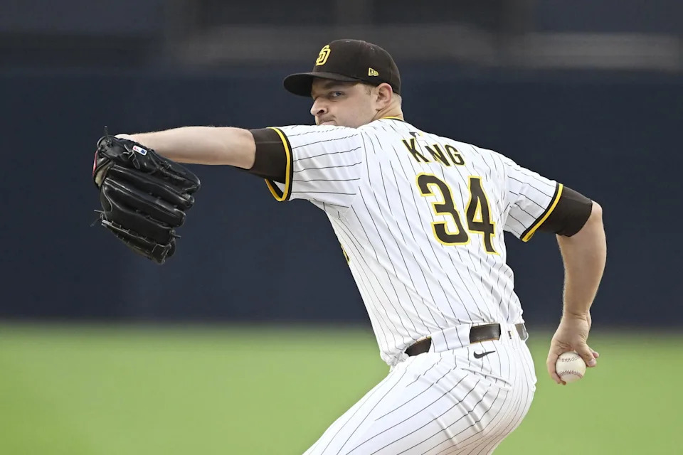 Sep 27, 2025; San Diego, California, USA; San Diego Padres starting pitcher Michael King (34) delivers during the first inning against the Arizona Diamondbacks at Petco Park. (Denis Poroy/Imagn Images)