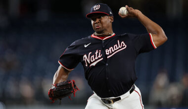 Nats trade Ferrer to Mariners for prospects Ford and Lyon