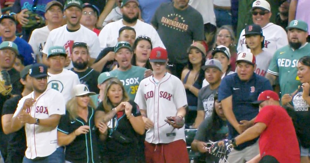 2025 Arizona Diamondbacks Play of the Year: Blaze Alexander’s home-run robbery