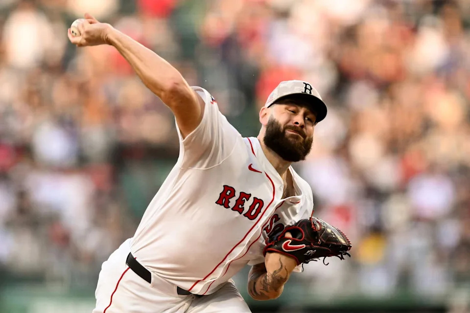 May 17, 2025; Boston, Massachusetts, USA; Boston Red Sox starting pitcher Lucas Giolito (54) pitches against the Atlanta Braves during the first inning at Fenway Park. (Brian Fluharty/Imagn Images)