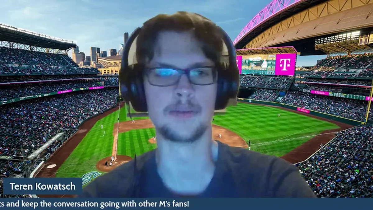 ANALYSIS: Pros, Cons For Seattle Mariners to Re-Sign Eugenio Suarez