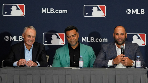 Matt Chisholm of San Francisco Giants wins Fishel Award for MLB public relations excellence