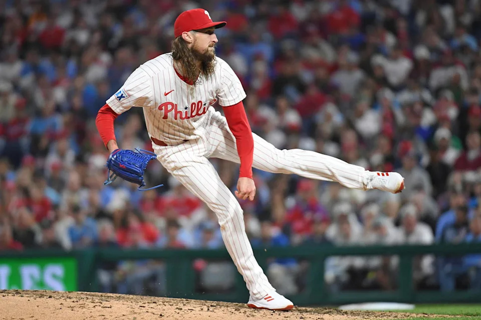 May 27, 2025; Philadelphia, Pennsylvania, USA; Philadelphia Phillies pitcher Matt Strahm (25) throws a pitch during the eighth inning against the Atlanta Braves at Citizens Bank Park. Mandatory Credit: Eric Hartline-Imagn Images