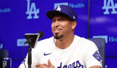 Edwin Díaz speaks during his introduction as a new member of the Los Angeles Dodgers baseball team Friday, Dec. 12, 2025, in Los Angeles. (AP Photo/Ethan Swope)