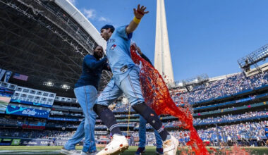 Blue Jays' Ernie Clement fires up fans at Sabres game