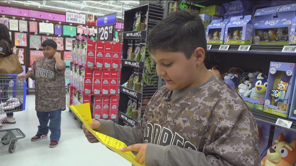 San Diego Padres bring holiday joy to Horton Elementary students with shopping spree