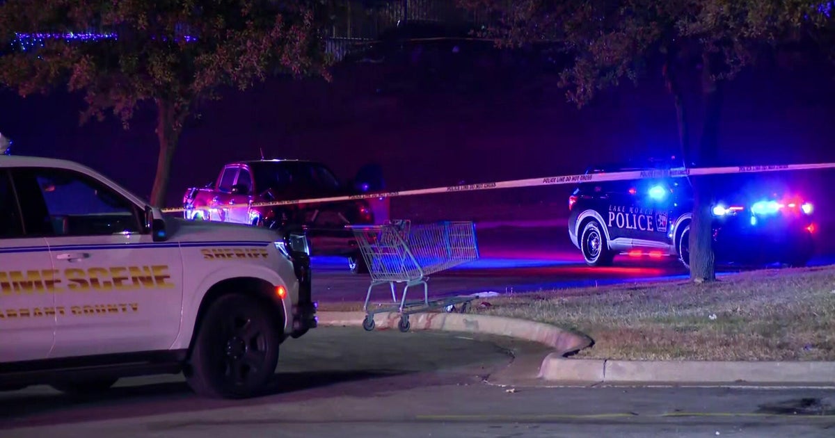 Traffic stop turned police chase ends in fatal shooting outside a Lake Worth Walmart, police say