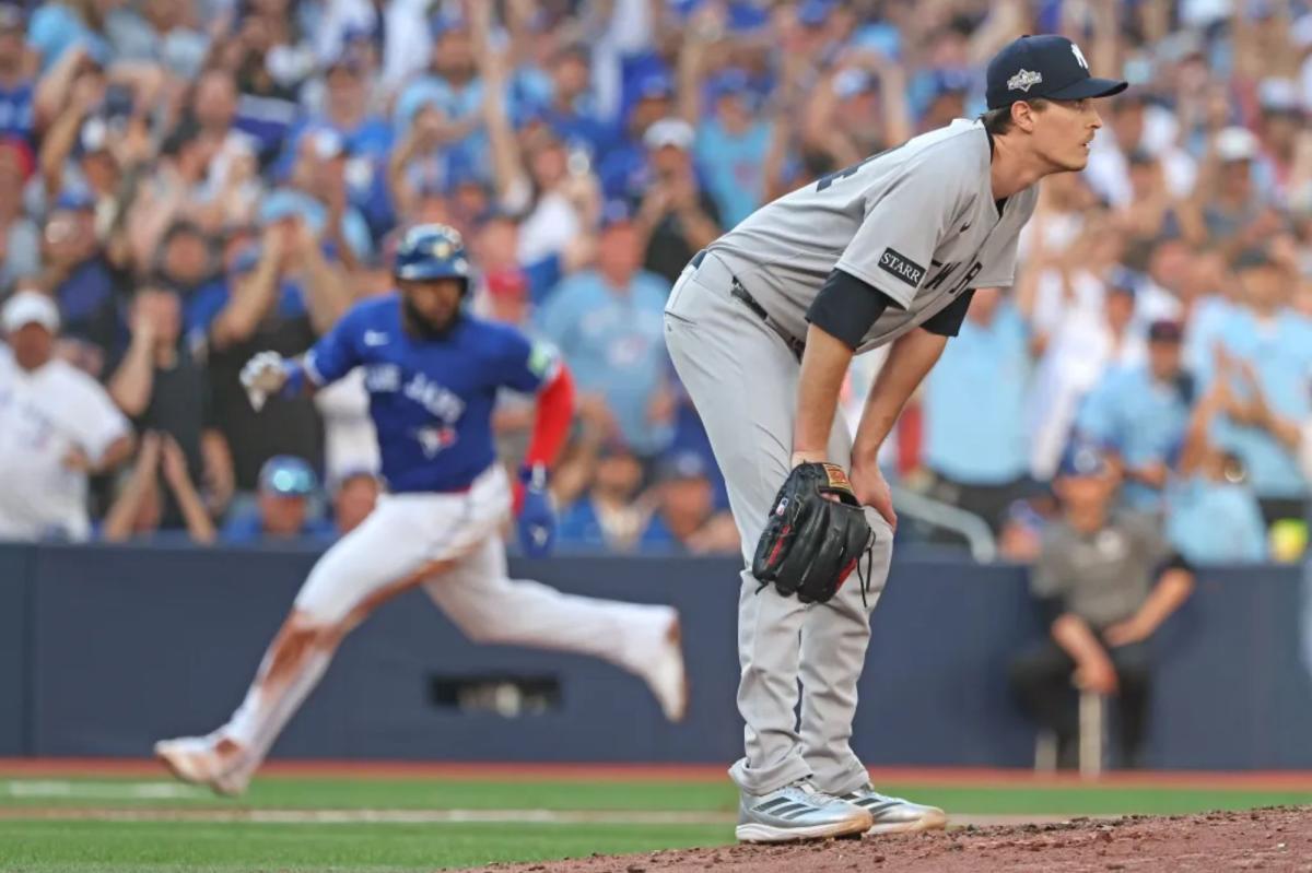 Blue Jays had 'tell' on Yankees during playoff beatdown