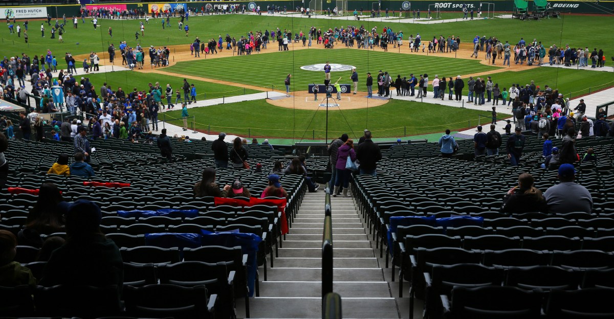 Mariners announce Fan Fest to return to T-Mobile Park this winter