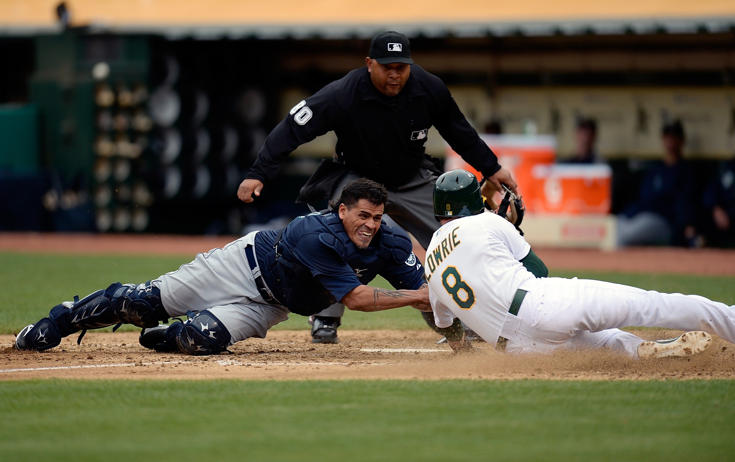 hats off to the oldest catcher to ever play the game