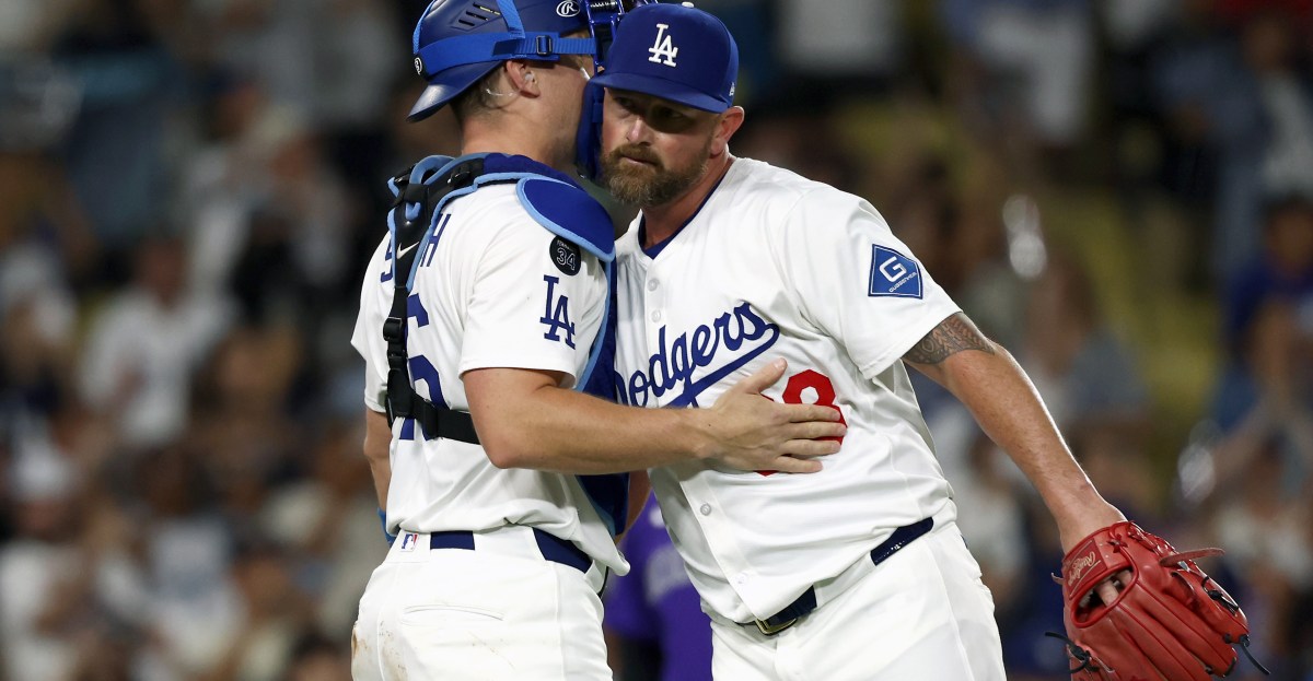 Kirby Yates signs 1-year, $5 million contract with the Anaheim Angels