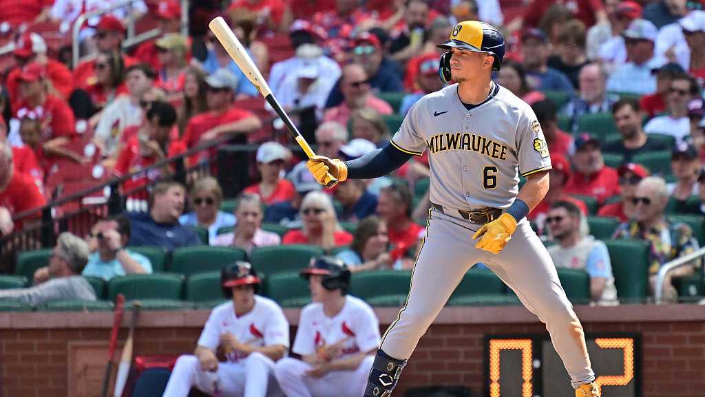 Royals acquire Isaac Collins, Nick Mears in trade with Brewers