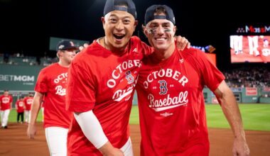 Should the Red Sox bring back Rob Refsnyder?