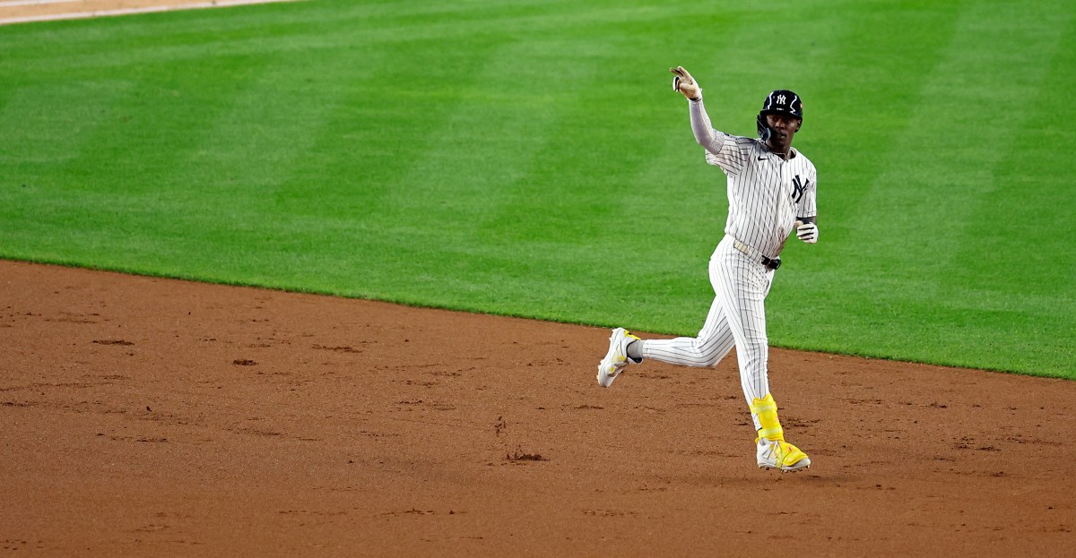 Yankees Social Media Spotlight: Wedding Bells