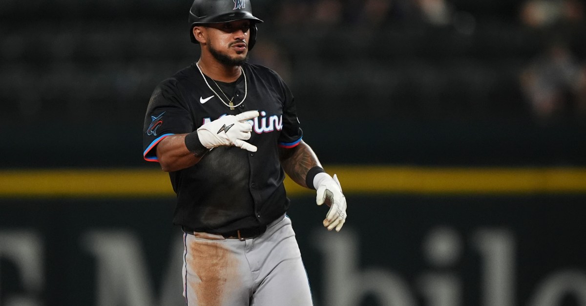 Cincinnati Reds acquire OF Dane Myers from Miami Marlins