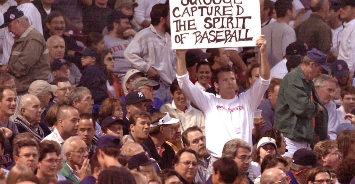 Burglars claiming to be “Christmas spirits” break into Pohlad home