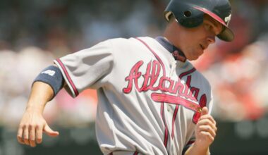 This Day in Braves History: Braves sign Chipper Jones to a 3-year extension
