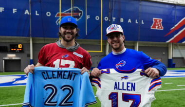 Toronto Blue Jays infielder Ernie Clement Meets Josh Allen & Takes Tour of New Highmark Stadium - Buffalo Bills Home | Buffalo Bills - buffalobills.com