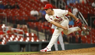 Helsley, Orioles finalize two-year deal that gives reliever option for 2027