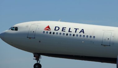 Braves legend blasts Delta on social media over delays, customer service – WSB-TV Channel 2
