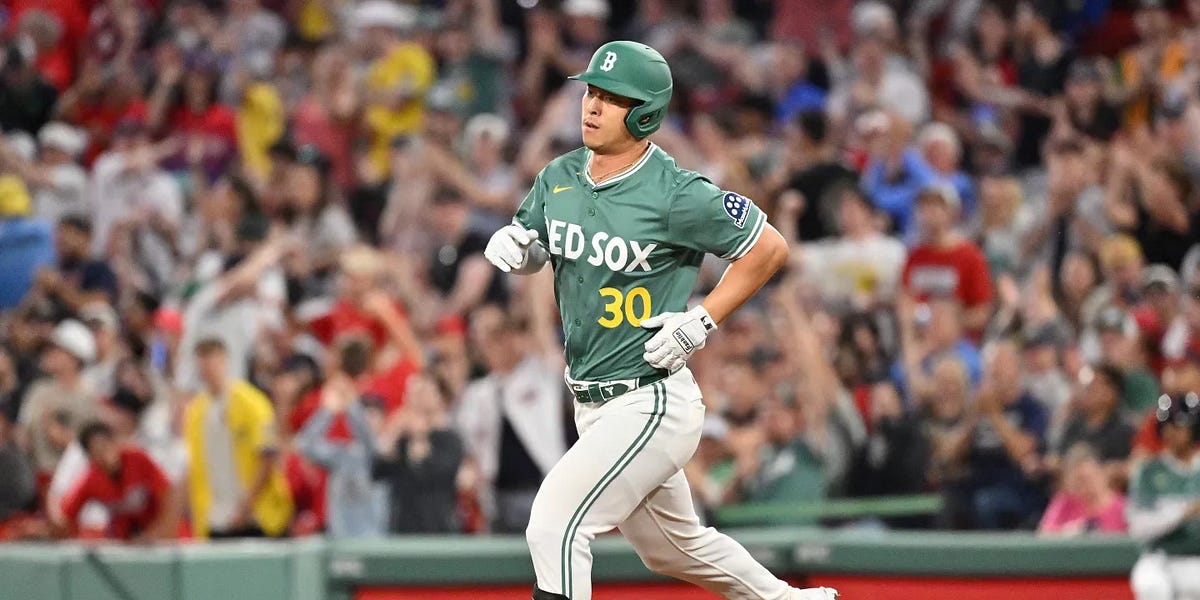 Rob Refsnyder signs one-year, $6.25M deal With Mariners, ending four-year run in Boston