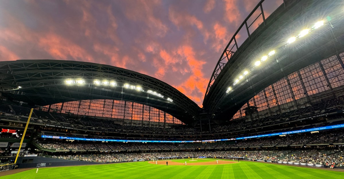 The Brewers are the bright spot of an overcast Wisconsin sports scene