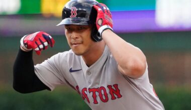 Seattle Mariners supplement lineup, sign slugger Rob Refsnyder