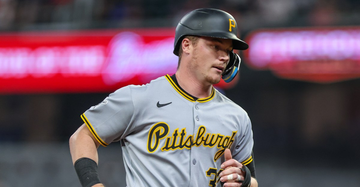 The Pirates have a Henry Davis problem