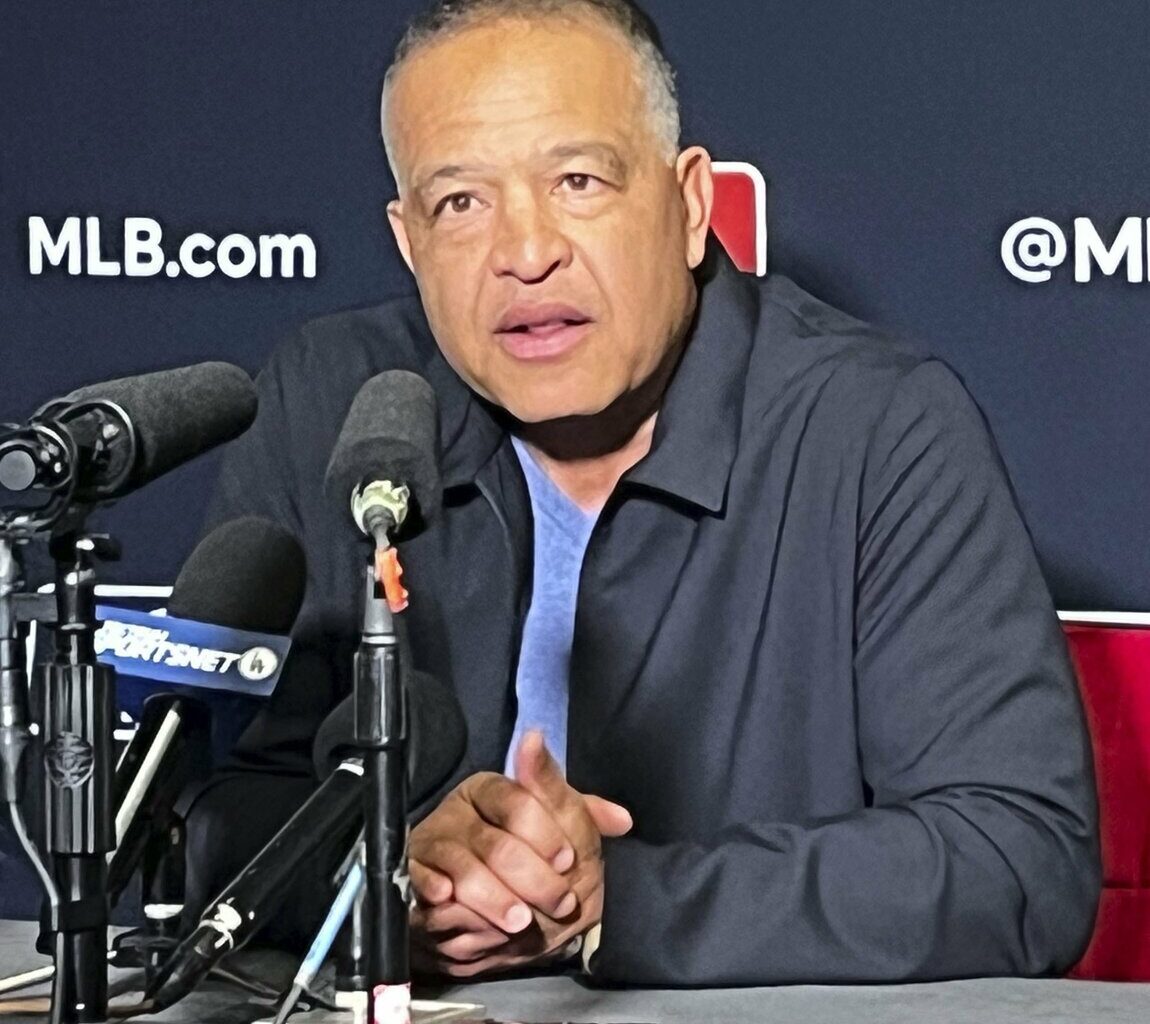 Dodgers skipper Roberts prefers Ohtani to avoid pitching at WBC