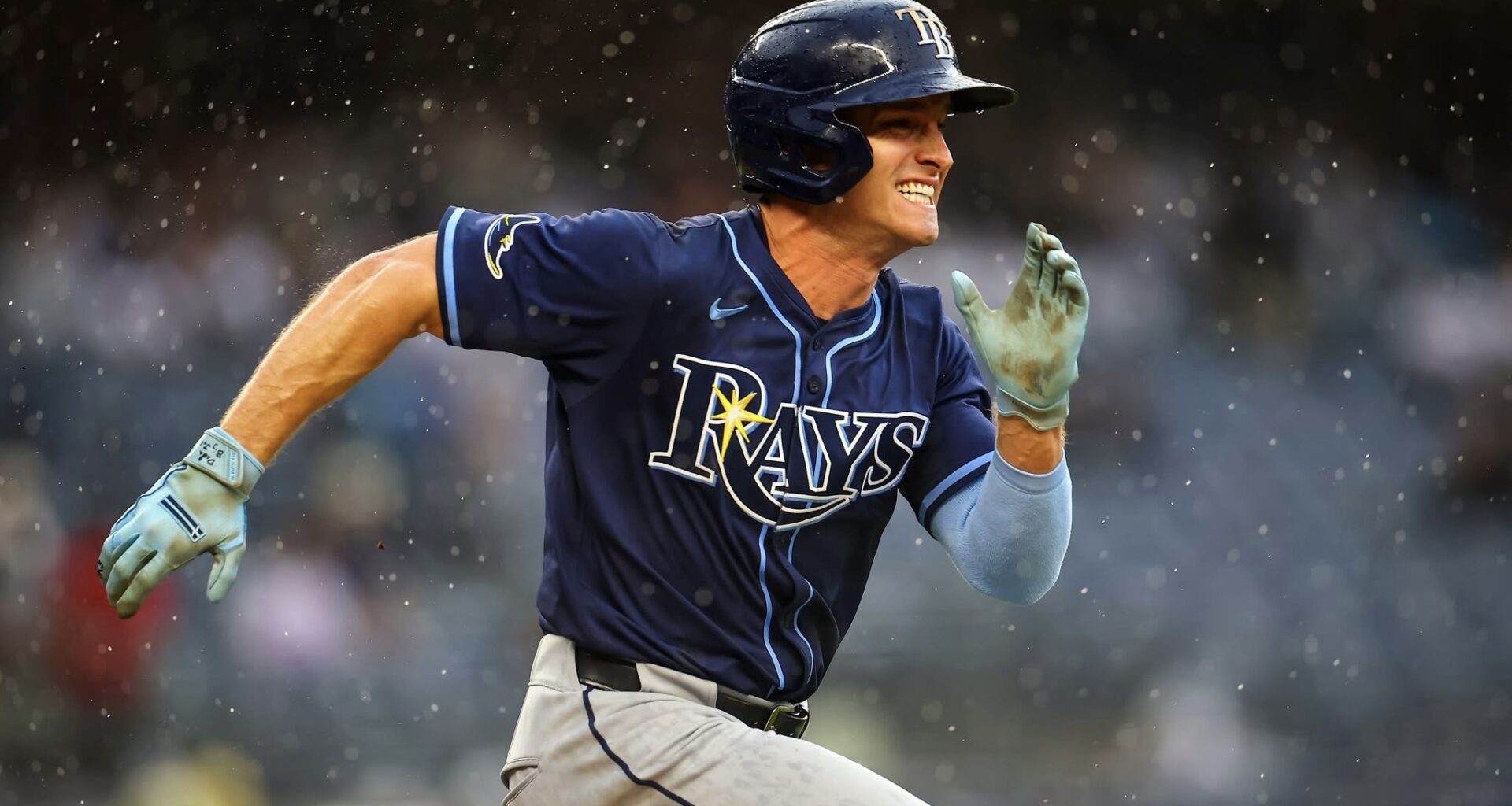 Mangum embraces role of the Pirates' new 'pest'