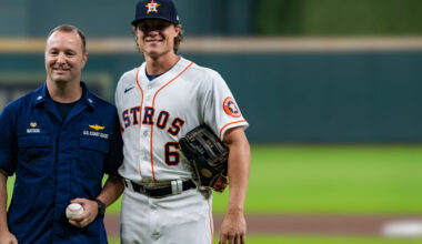 Reds showing interest in Astros outfielder on the trade market